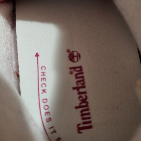 Pink Timberland Baby Boots - Picture 4 of 7